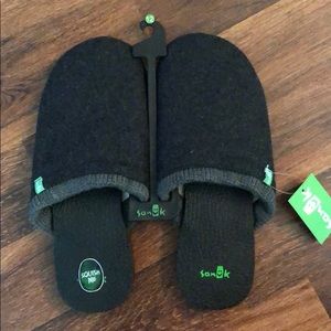Sanuk Men’s Slippers